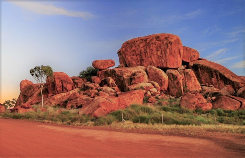 Ayers Rock Devil Marbles